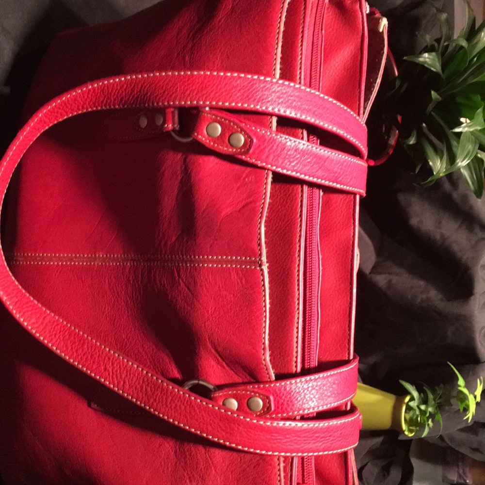 Red Buxton Genuine Leather 💼. - Picture 6 of 8